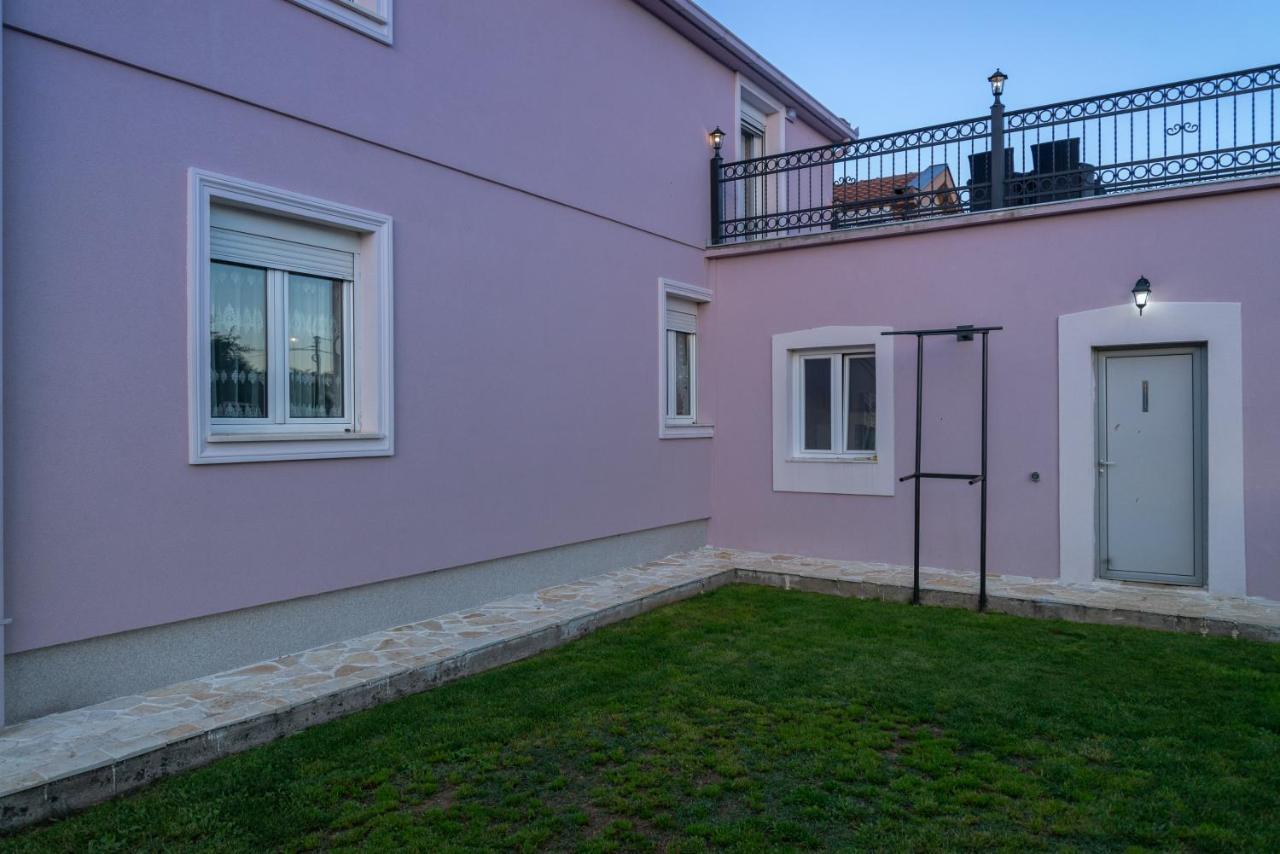 Apartman Mona Podgorica Buitenkant foto