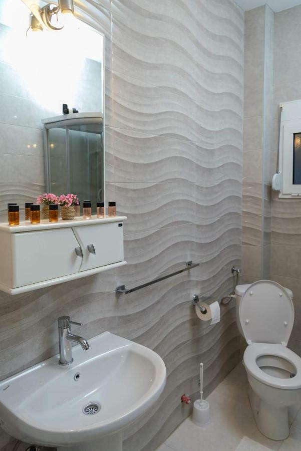 Apartman Mona Podgorica Buitenkant foto