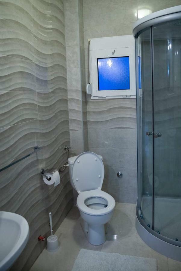 Apartman Mona Podgorica Buitenkant foto